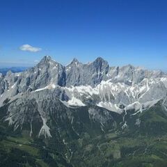 Flugwegposition um 13:38:54: Aufgenommen in der Nähe von Gemeinde Ramsau am Dachstein, 8972, Österreich in 2621 Meter
